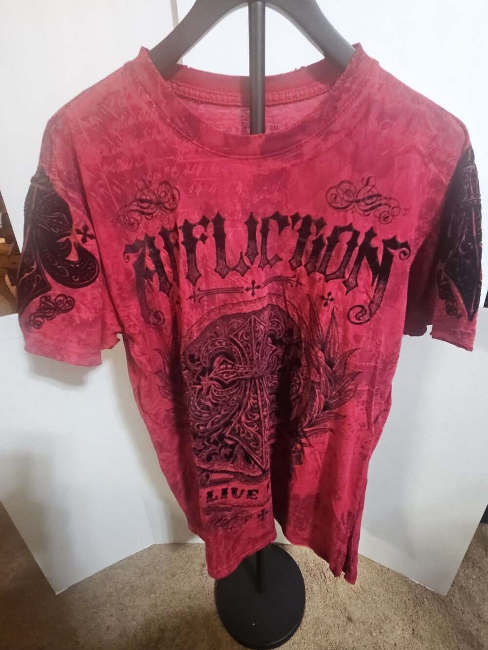 Affliction Graphic T-Shirt Size XL Red Live Fast Cross Y2K